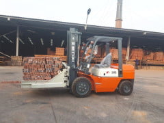 Xe nâng tại An Phước