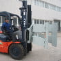 Xe nâng kẹp cuộn
