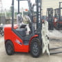 Xe nâng gật gù