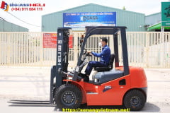 Xe Nâng 2.5 Tấn