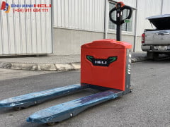 步行式电动叉车