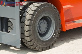 bánh đặc xe nâng 10 tấn