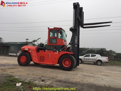 xe nâng 25 tấn heli