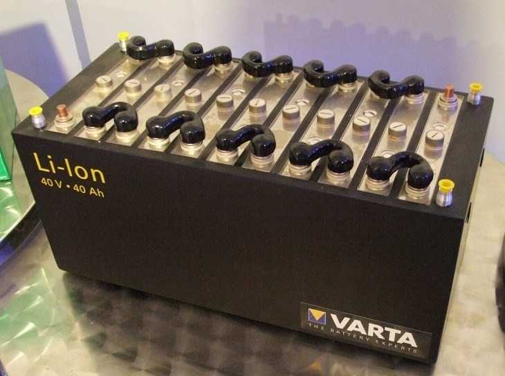 Pin lithium trên xe nâng heli
