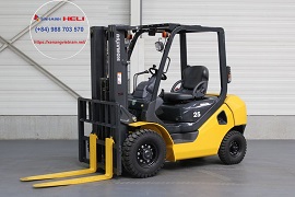 xe-nang-3-tan-komatsu