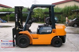 xe-nang-3-tan-toyota