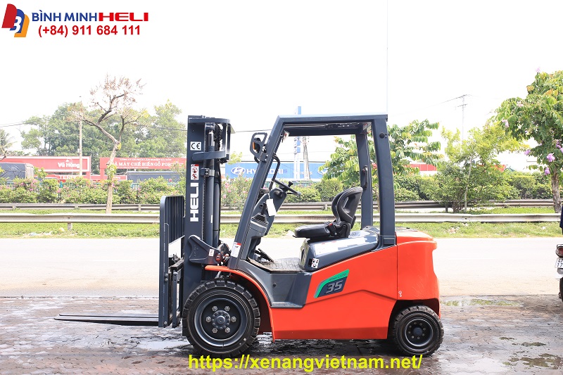 Xe Nâng Điện 3 Tấn