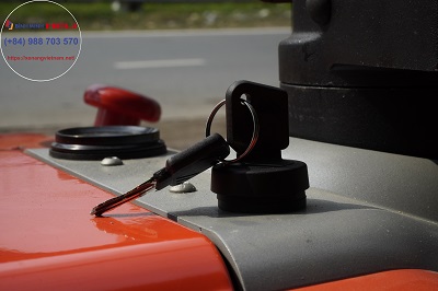 khóa điện xe nâng tay cao háng rộng 