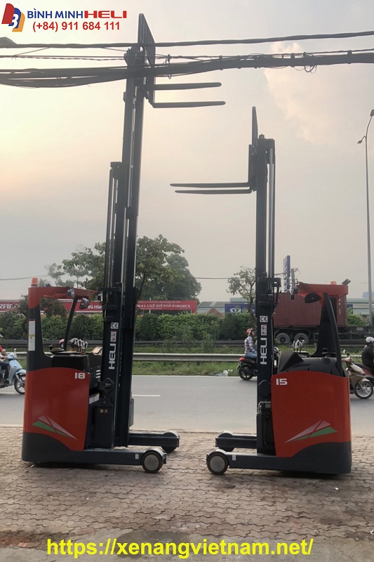chiều cao nâng khác nhau xe nâng đứng lái reach truck 1.5 tấn