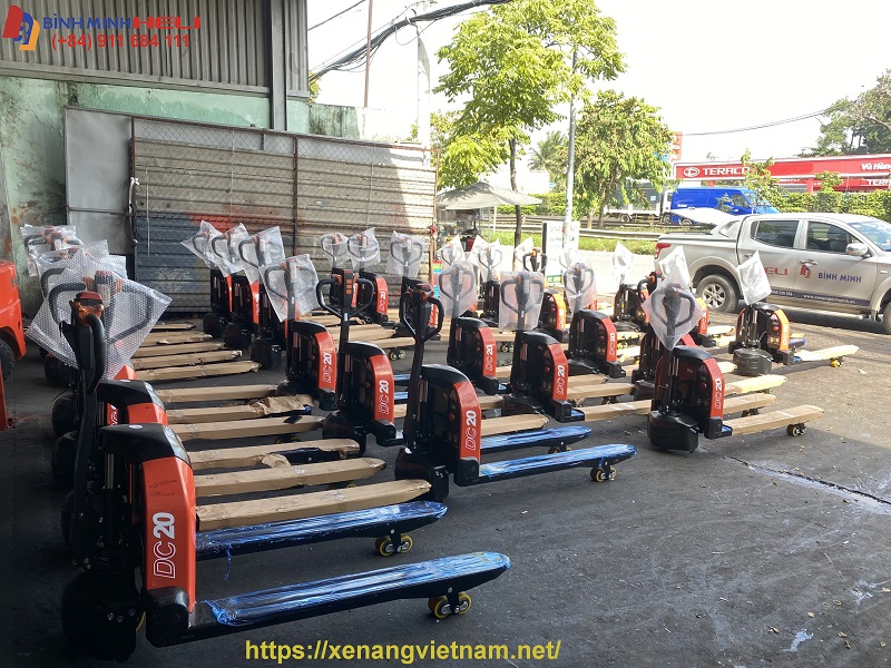 xe nâng tay điện 1.5 tấn CBD15J-Li3