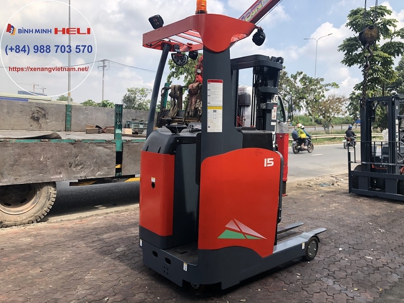 Reach Truck Đứng Lái Của Heli Reach Truck Đứng Lái Của Heli