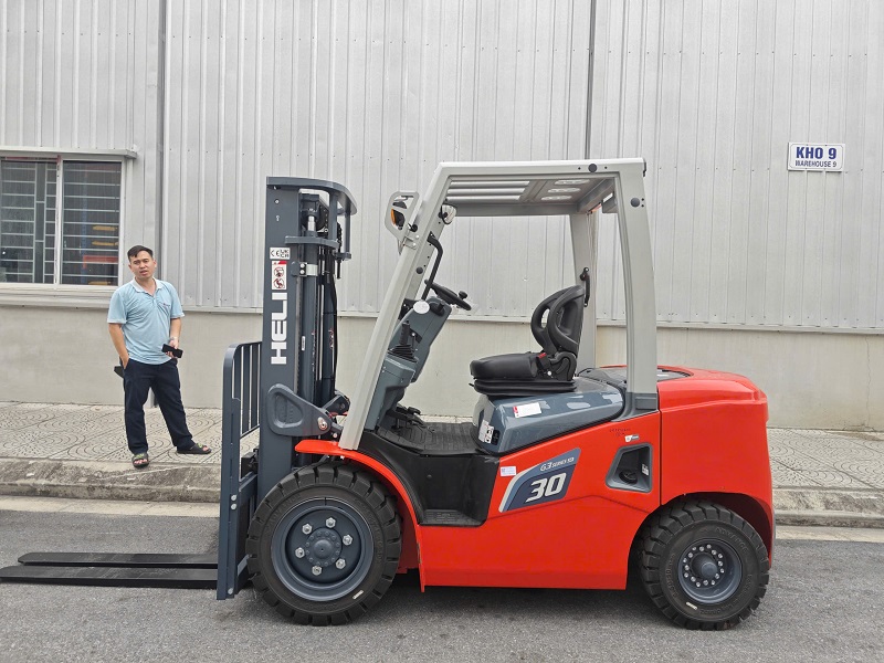 Xe-Nang-HELI-3-Tan-G3-Series-CPCD30-M3RG3