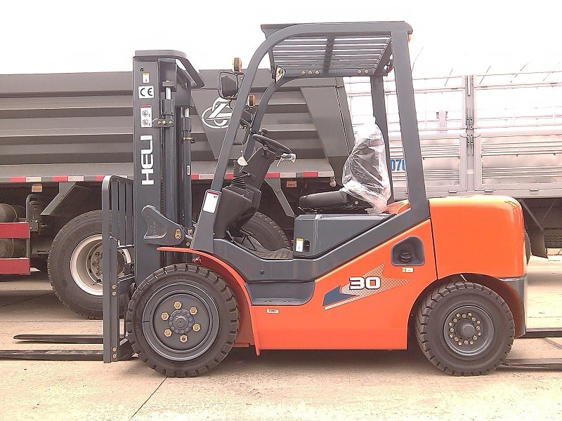 xe dầu 3 tấn heli dòng cao cấp