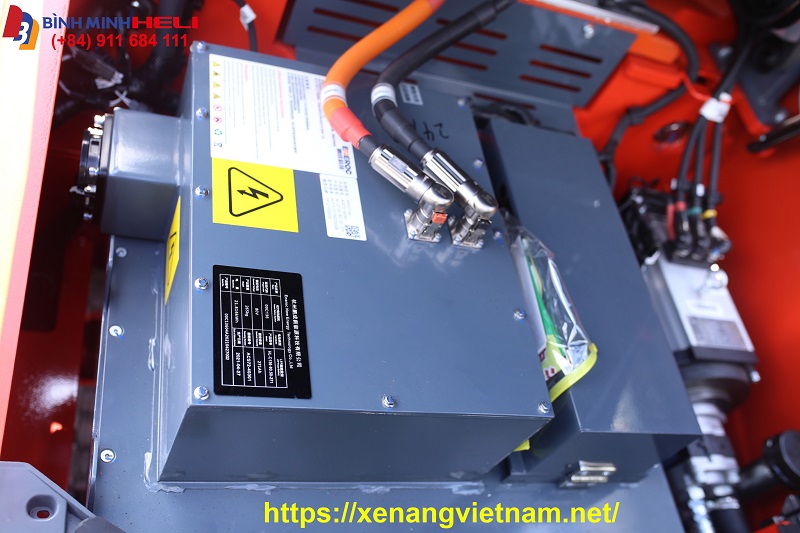 ắc quy lithium trên xe nâng điện 2.5 tấn ắc quy lithium trên xe nâng điện 2.5 tấn