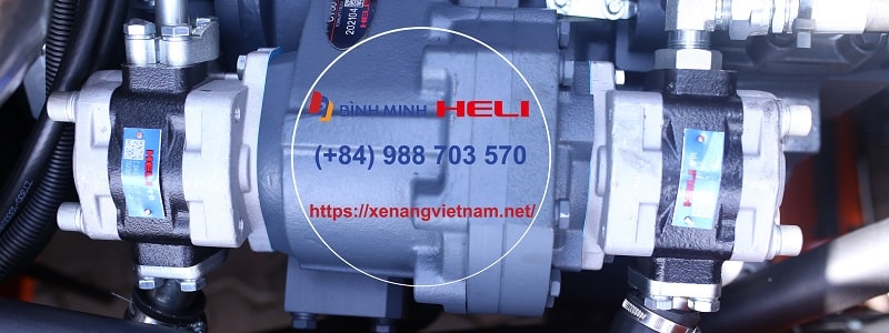 bom-thuy-luc-xe-nang-dau-heli-5-tan