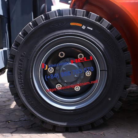 Bánh Trước Xe Nâng Dầu 5 Tấn 