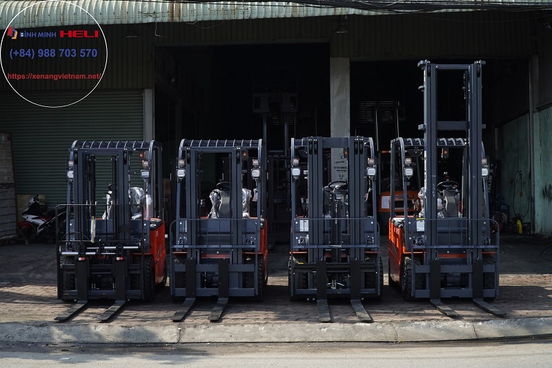 các loại khung trên xe nâng hàng 