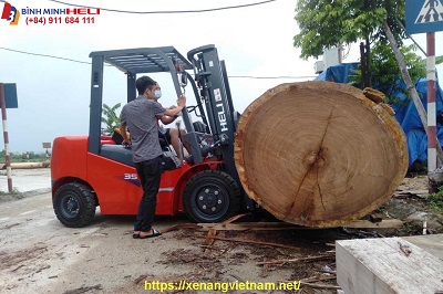 xe-nang-dau-nang-go-khoi