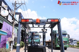 hệ thống đèn tín hiệu xe nâng điện lithium 1.5 tấn