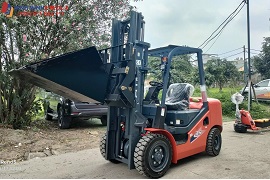 xe nâng lắp bộ xúc đổ xe nâng lắp bộ xúc đổ