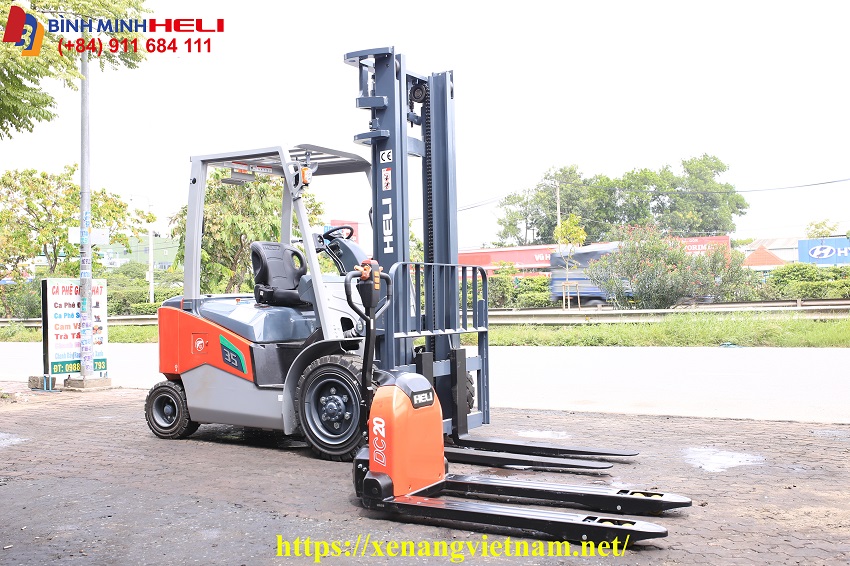 Mua Xe Nâng Tay 2 Tấn Chạy Điện Của Heli Tại Việt Nam.