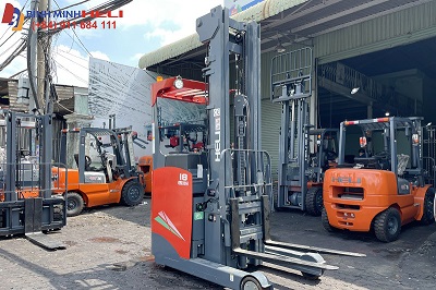 cho thuê xe nâng điện đưgns lái 1.5 tấn tại bến cát