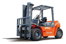 xe nâng dầu 7 tấn