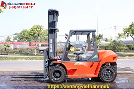 Xe nâng dầu 7 tấn tại kcn mỹ phước 3