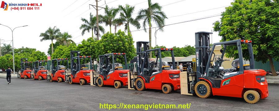 bàn giao xe nâng heli tại kcn sóng thần 3 bàn giao xe nâng heli tại kcn sóng thần 3