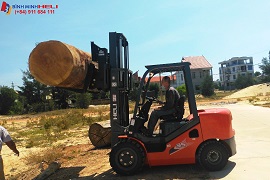 xe nâng dầu 3.5 tấn