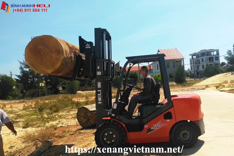 xe nâng dầu 3.5 tấn HELI sản xuất Gỗ