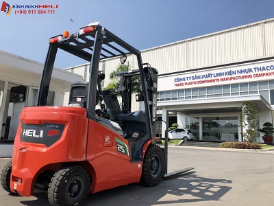 xe nâng heli tại Thaco