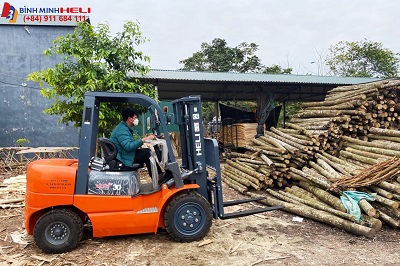 Xe Nâng Gỗ Tại Gia Lai