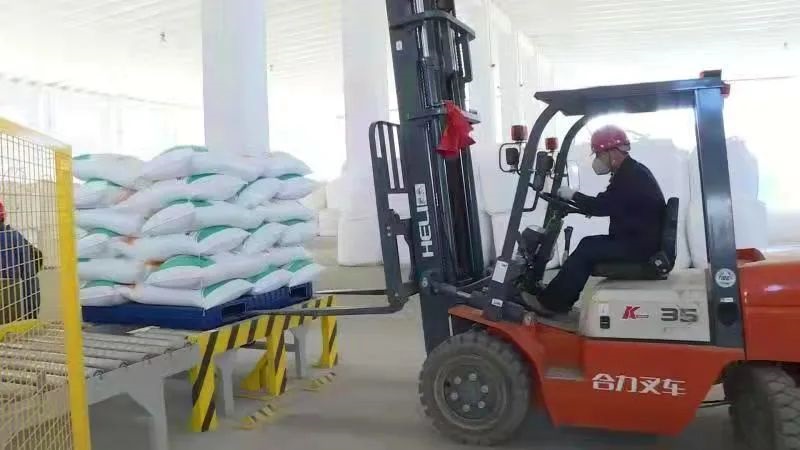 xe nâng nhựa heli xe nâng nhựa heli