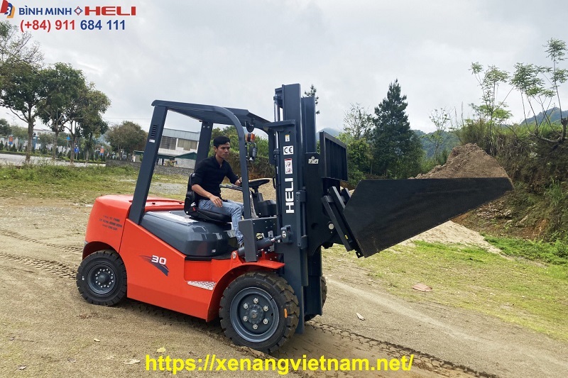 Xe Nâng Dầu 3 Tấn Tại Thủy Nguyên