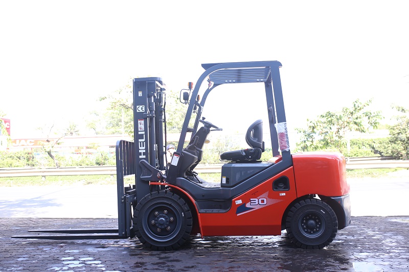 Xe Nang Trung Quốc HELI 3 Tấn Mới