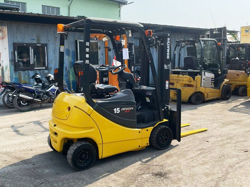 Komatsu 1.5 tấn FB15-12