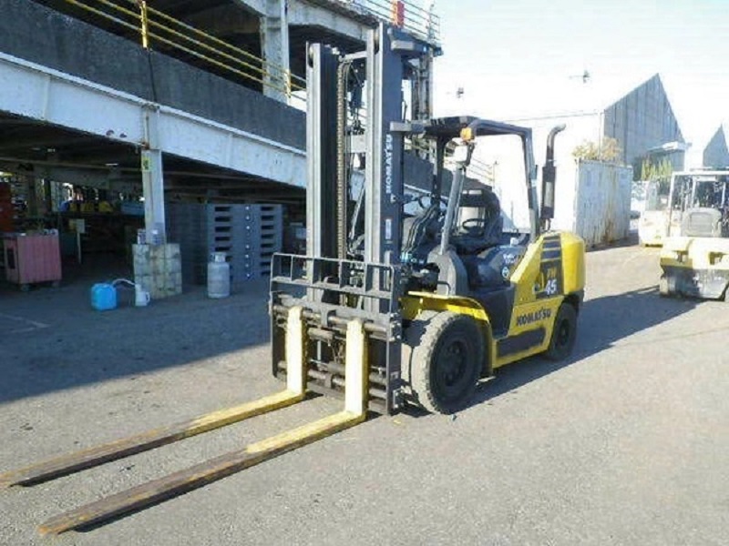 Xe Nâng Komatsu 4.5 Tấn Cũ